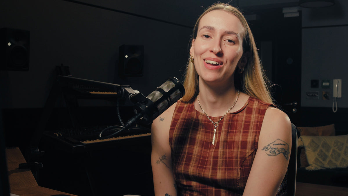 Scoring Romance: Themes & Melodies